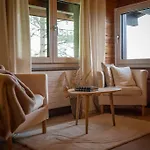 Venez Chez Vous - Le Dahu 木屋
