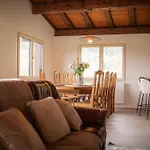 Venez Chez Vous - Le Dahu 木屋